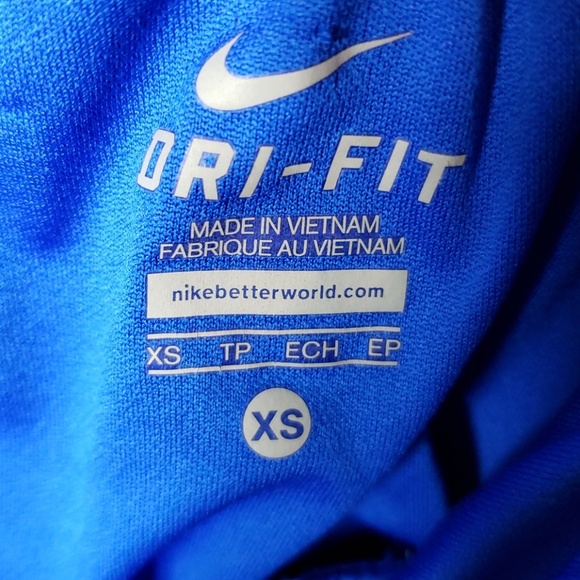 NWOT Nike Womens DriFit Shorts - Picture 4 of 4